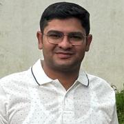 Arora Groom