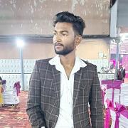 Caste no bar Groom