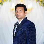 Aare Katika /  Suryavanshi Groom
