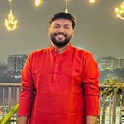 Shwetambar Groom