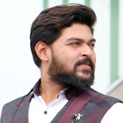 Shwetambar Divorced Groom